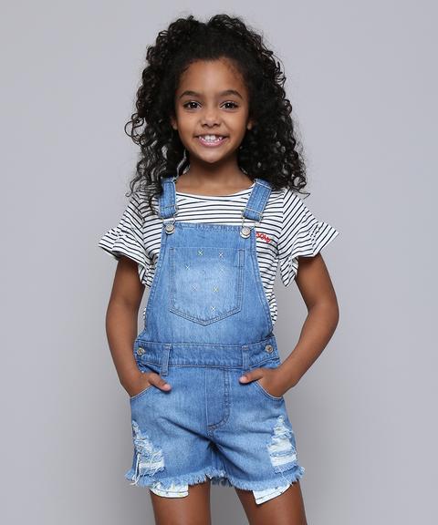 jardineira jeans claro