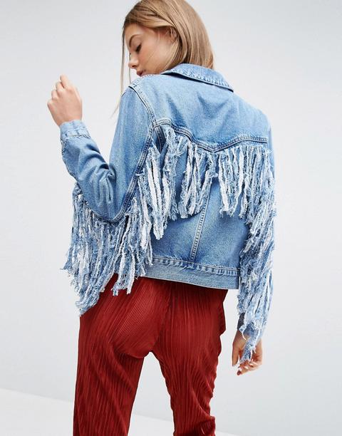 Chaqueta Vaquera En Lavado Azul Medio Con Flecos En La Parte Posterior De Asos