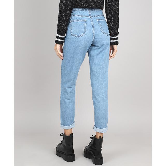 Calça Jeans Feminina Mom Azul Claro from C\u0026A on 21 Buttons