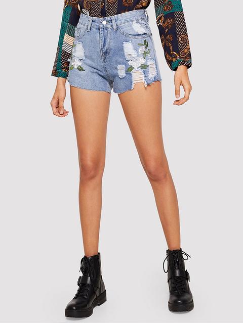 Shorts Denim Rotos Bajo Crudo Con Bordado Floral