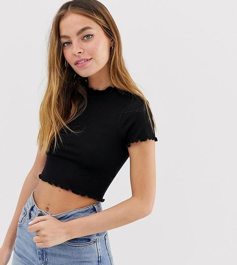 Camiseta Corta De Corte Slim Con Cuello Alto Y Bajo Rizado En Negro De Asos Design Petite