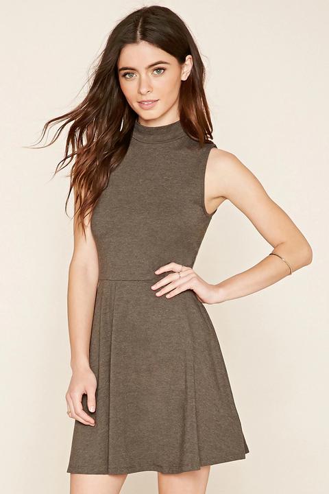 Vestido Con Vuelo
