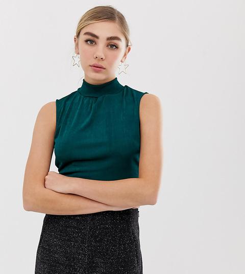 Top Corto Con Cuello Halter Y Espalda Abierta En Verde De Miss Selfridge