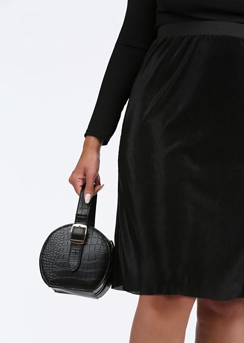Black Circle Buckle Strap Bag