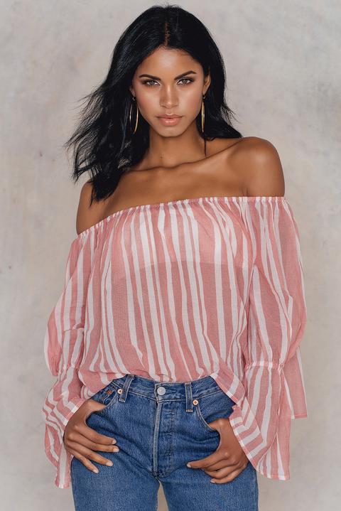 Bellsleeve Off Shoulder Cropped Top