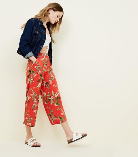 New Look Curve wide leg cropped trouser in red ditsy floral  ASOS