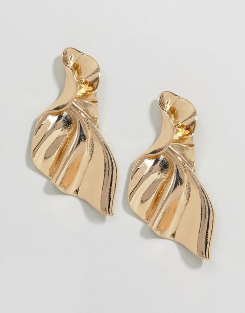 Pendientes De Metal Plegados De Tendencia De Asos