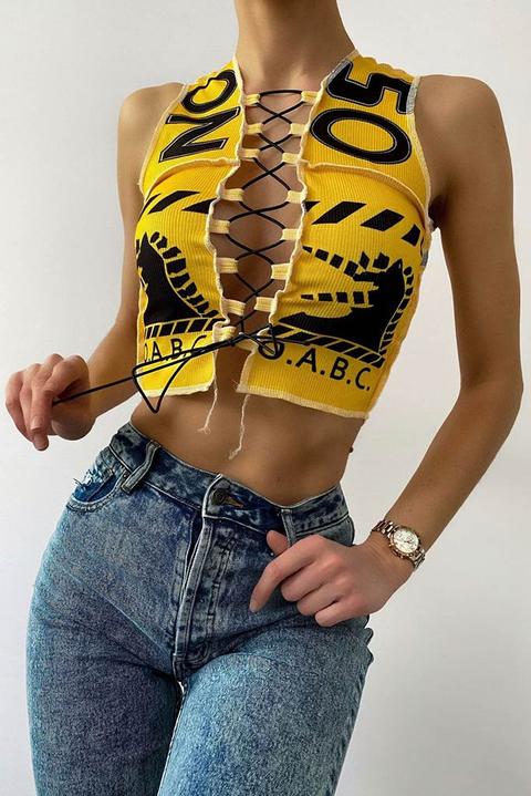 Yellow Exposed Seam Tie Up Front Graphic Crop Top , Yellow