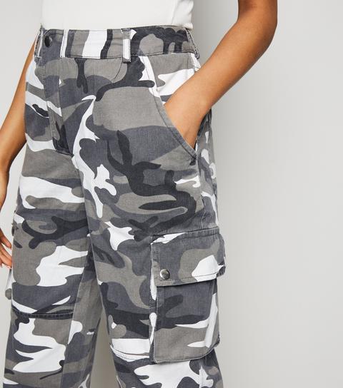 petite camo joggers