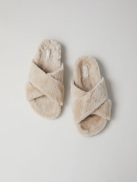 Zapatilla De Casa Cruzada Tacto Suave