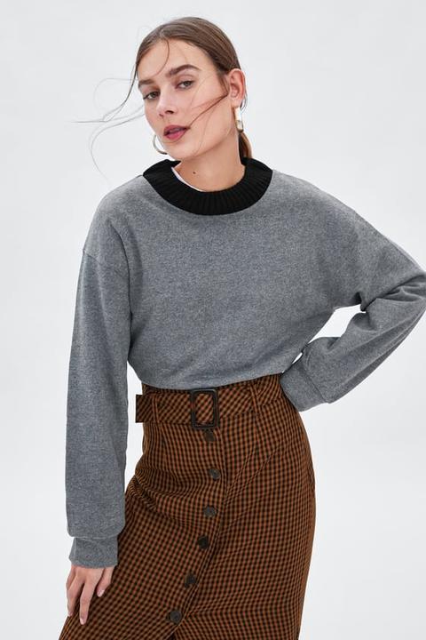 Cropped Sweatshirt With Knitted Collar 
