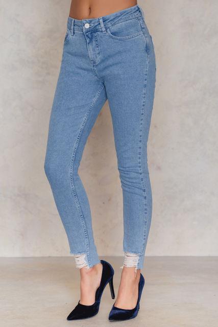 Ripped Bottom Highwaist Jeans