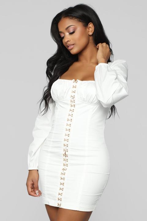 Abegail mini hotsell dress fashion nova