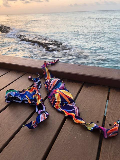 Bikini Fru Fru Abstract