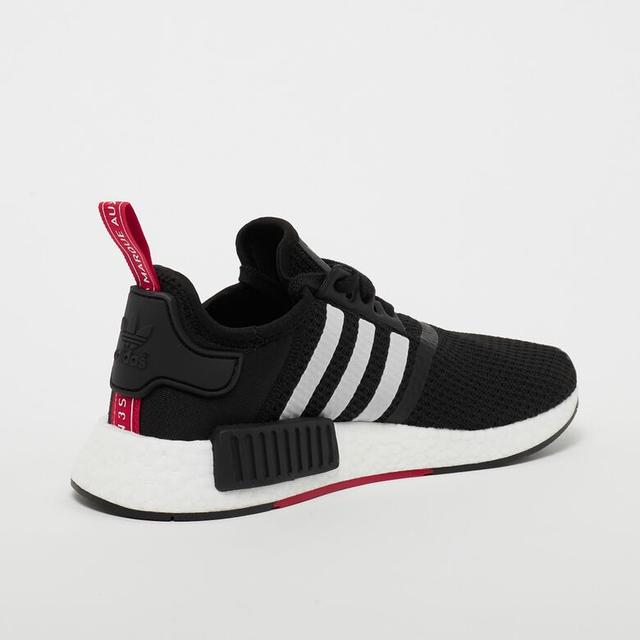 nmd r1 snipes