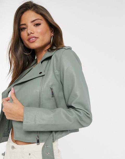 Chaqueta Verde De Efecto Cuero De Stradivarius