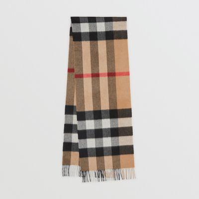 Bufanda Clásica Grande En Cachemir De Checks (cámel) | Burberry