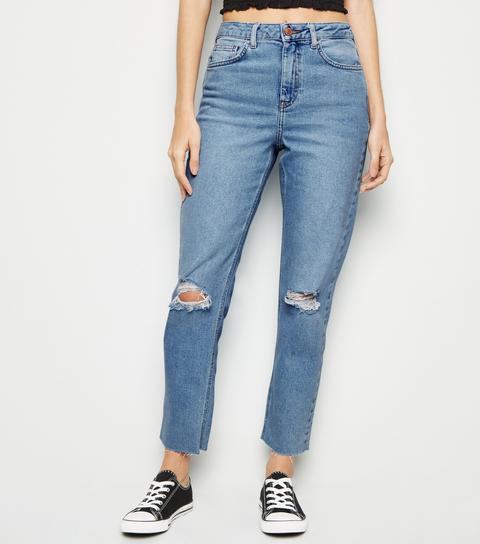 Bright Blue Bleach Wash Ripped Tori Mom Jeans New Look