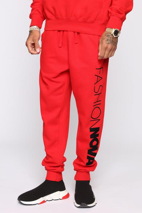 red button jogger