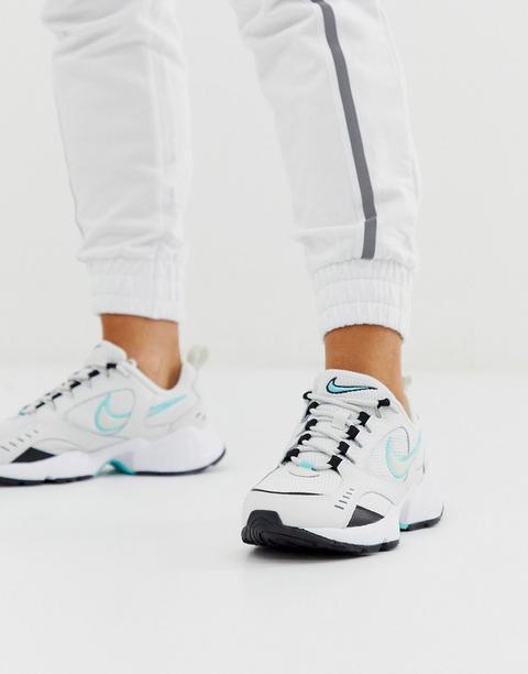 Zapatillas En Blanco Y Aguamarina Air Heights De Nike