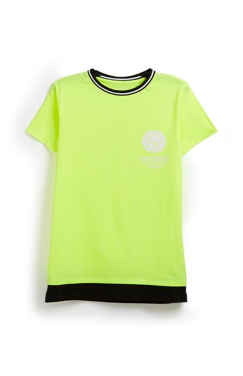 camiseta fluorescente