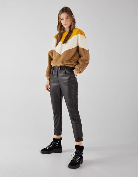Joggerhose Aus Kunstleder