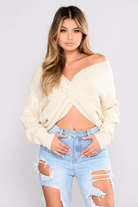 Falls Favorite Twist Sweater - Ivory