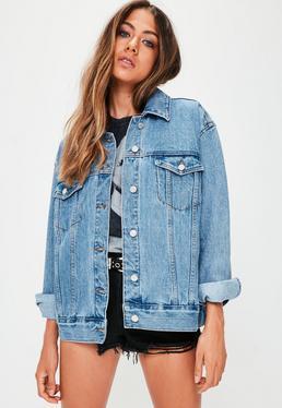 Hellblaue Oversize-jeansjacke Mit Langen Ärmeln