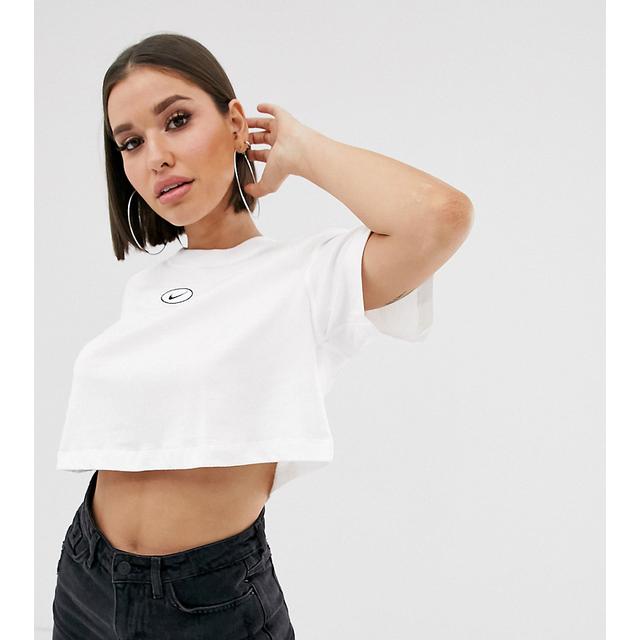 white crop top nike