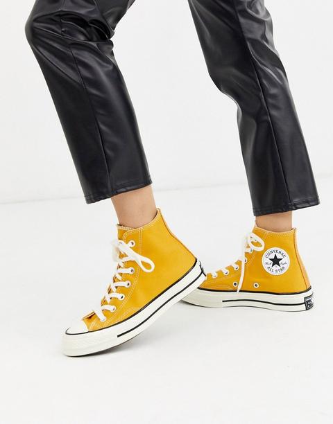converse yellow trainers