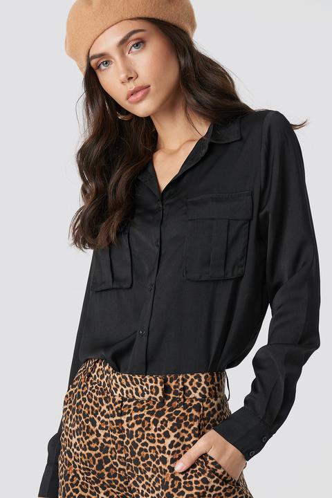 Chest Pocket Satin Shirt Schwarz