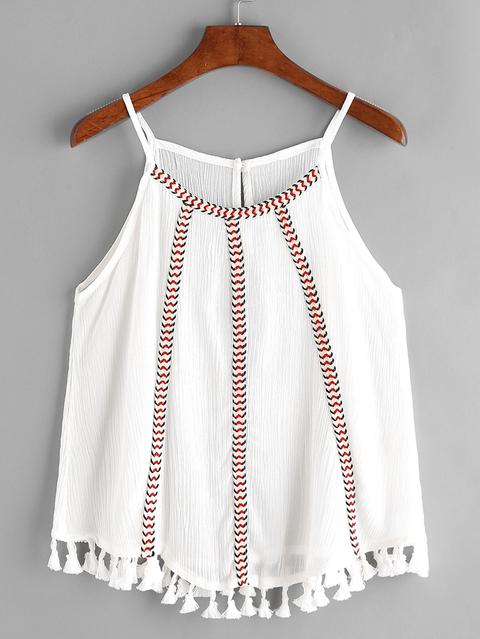 Top Con Detalle De Cinta Bordada Y Bajo Con Borlas - Blanco