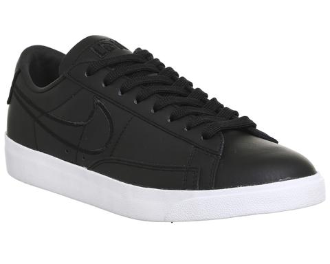 Blazer Low Trainers