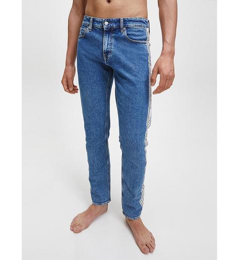 Jeans Slim Con Logo En El Lateral