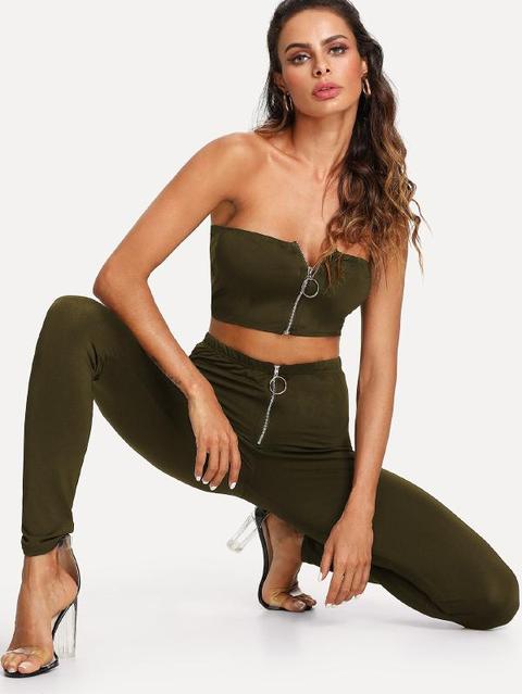 Set Di Pantaloni E Bottoni A Fascia Con Zip Su Anello
