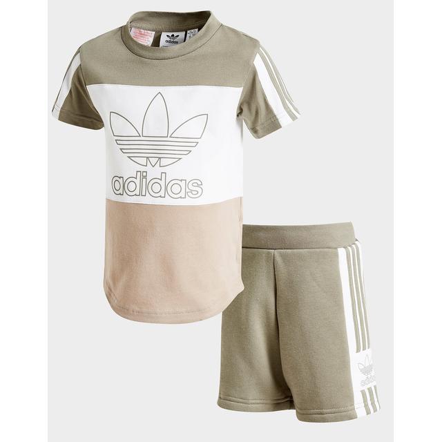 adidas t shirt shorts