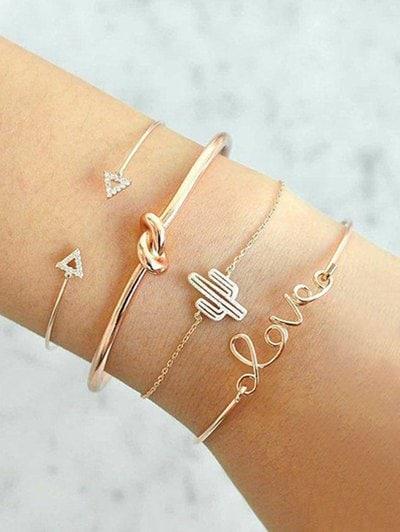 Set Di Bracciali In Lega Gold