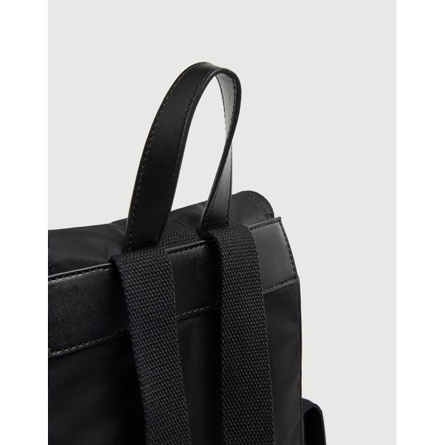 Schwarzer Rucksack Mit Doppeltem Ring From Pull And Bear On 21 Buttons