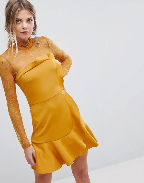 Asos - Vestitino Svasato Con Pizzo Delicato E Volant In Tessuto Scuba - Giallo