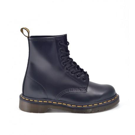 1460 Black Smooth Dr. Martens