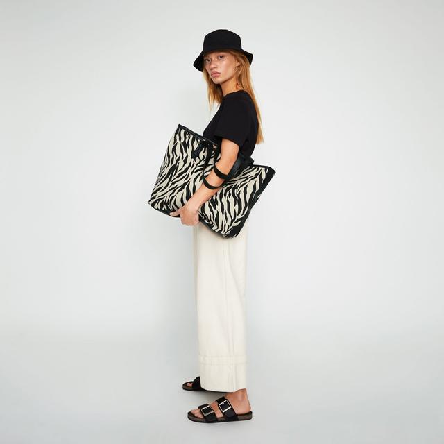 warehouse casual shopper bag